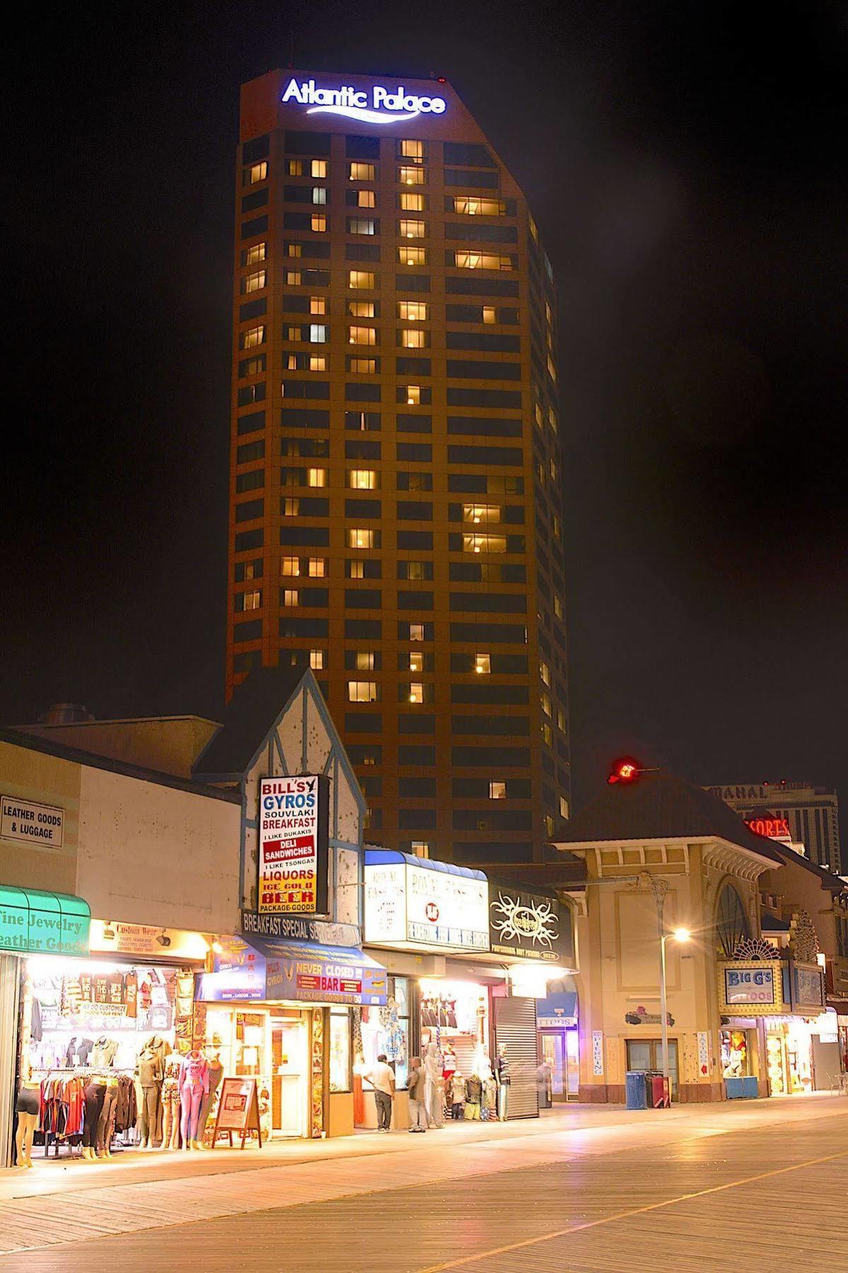 Boardwalk Resorts At Atlantic Palace Атлантик Сити Екстериор снимка